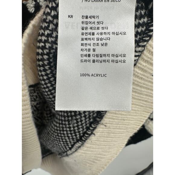 Elfric Eden Mens Black Cream Knit Crewneck Sweater Size L Graphic Artsy 3D Retro - Picture 8 of 8